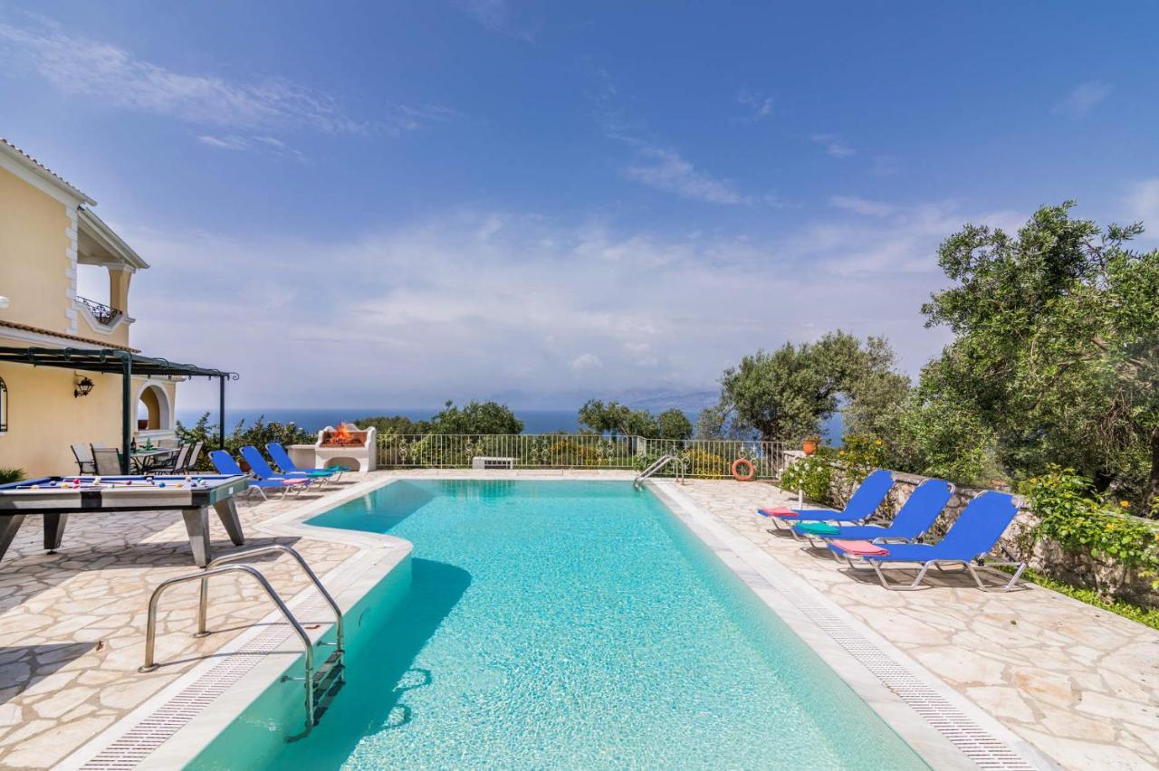Villa Vingla By Villa Plus Kassiopi Exterior foto